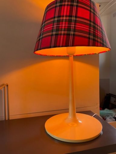 Vintage lamp met ruitpatroon kap